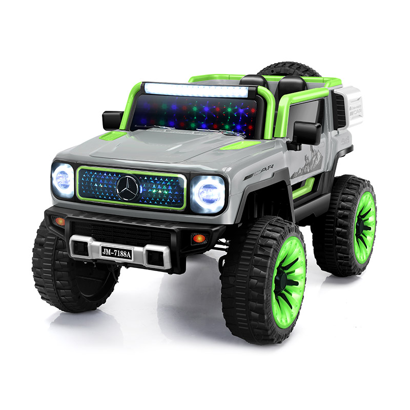 Samochodzik czterokołowy 12 V z zawieszeniem i huśtawką